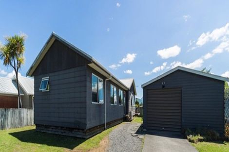 Photo of property in 6 Ngahana Place, Turangi, 3334