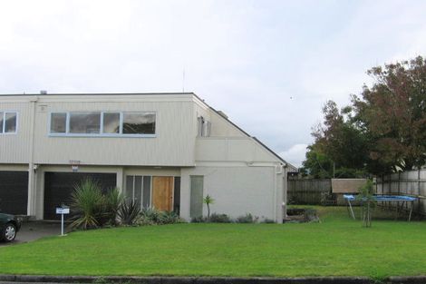 Photo of property in 16a Lynton Road, Bucklands Beach, Auckland, 2012