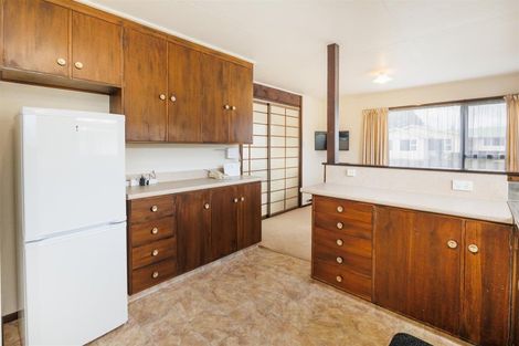 Photo of property in 12a Oxford Street, Marton, 4710