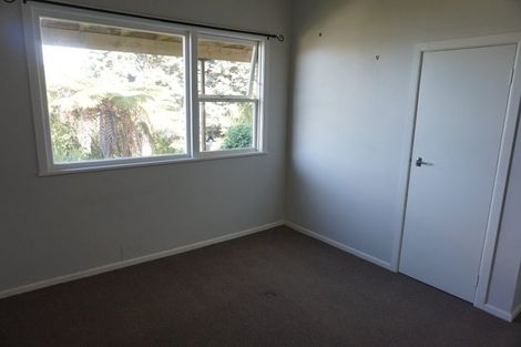 Photo of property in 10 Viking Avenue, Hillsborough, Auckland, 1042