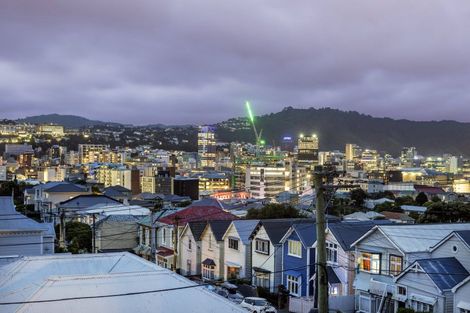 Photo of property in 69 Austin Street, Mount Victoria, Wellington, 6011