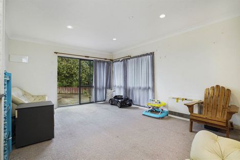 Photo of property in 19 Russleigh Drive, Dinsdale, Hamilton, 3204