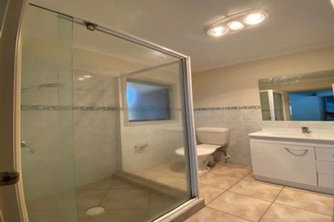 Photo of property in 9 Killeen Place, Flat Bush, Auckland, 2019