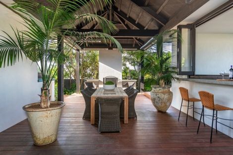 Photo of property in 6 Tuatua Lane, Omaha, 0986