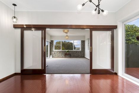 Photo of property in 90 Kawaha Point Road, Kawaha Point, Rotorua, 3010