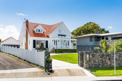 Photo of property in 1 Killarney Street, Takapuna, Auckland, 0622