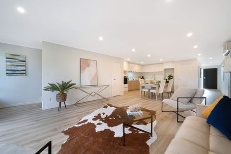 Photo of property in 439a West Coast Road, Glen Eden, Auckland, 0602