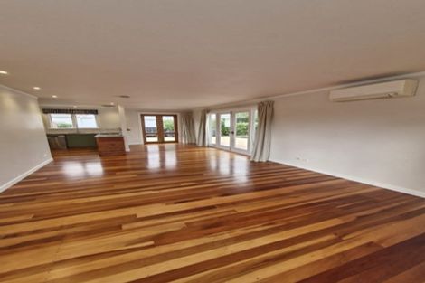 Photo of property in 1 Burrows Avenue, Karori, Wellington, 6012