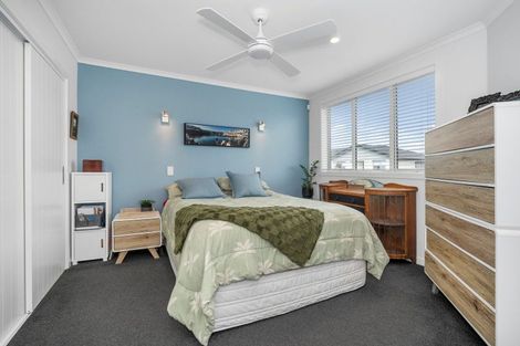 Photo of property in Waterview Estate, 54/4 Greystone Place, Omokoroa, 3114