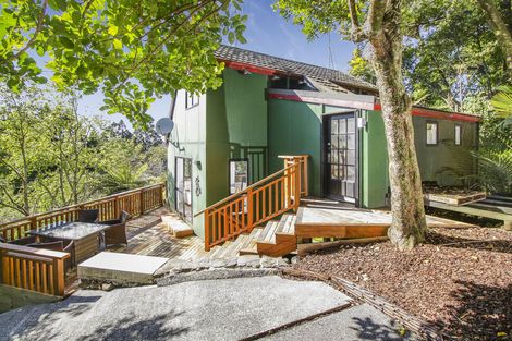 Photo of property in 181 Woodlands Park Road, Titirangi, Auckland, 0604
