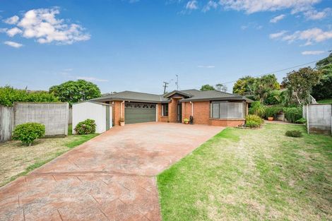 Photo of property in 18 Lorna Irene Drive, Raumati South, Paraparaumu, 5032