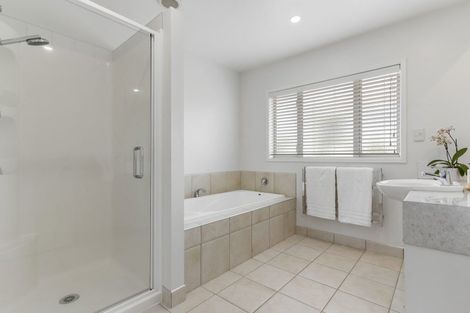 Photo of property in 16 Omana Heights Drive, Maraetai, Auckland, 2018