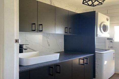 Photo of property in 112 Upper Fitzherbert Road, Wainuiomata, 5373