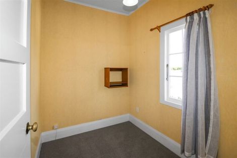 Photo of property in 22 Victoria Avenue, Dannevirke, 4930