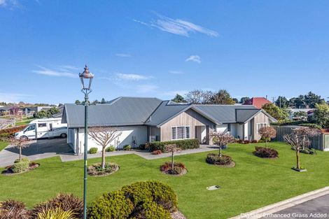 Photo of property in 2 Awa Place, Rangiora, 7400