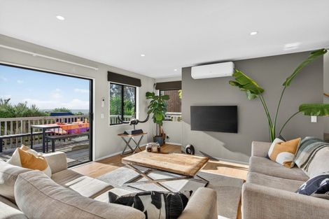 Photo of property in 16 Greenview Drive, Mangawhai Heads, Mangawhai, 0505