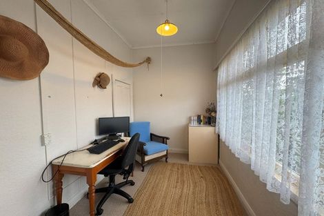 Photo of property in 29 Dahlia Street, Palmerston North, 4410