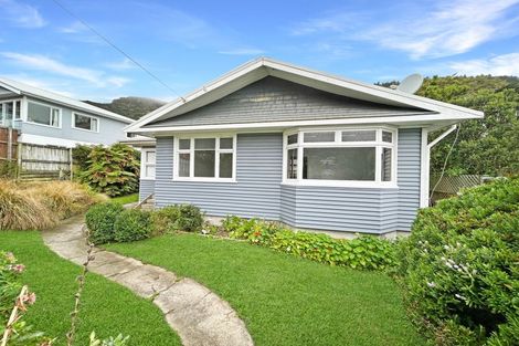 Photo of property in 70 Saint Davids Street, Lyttelton, 8082