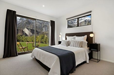 Photo of property in 4 Polperro Court, Jacks Point, Queenstown, 9371
