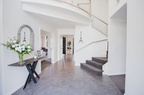 Photo of property in 15 Naomi Place, Cambridge, 3434