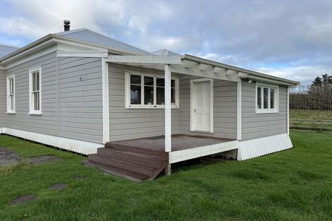 Photo of property in 1035 Kahikatea Flat Road, Waitoki, Kaukapakapa, 0871