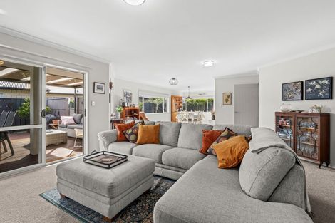 Photo of property in 19 Pania Place, Poraiti, Napier, 4112