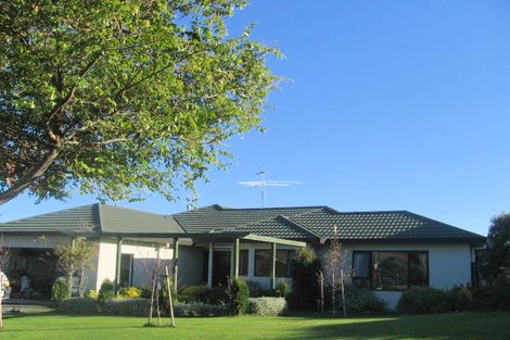 Photo of property in 44 Samwell Drive, Whitby, Porirua, 5024