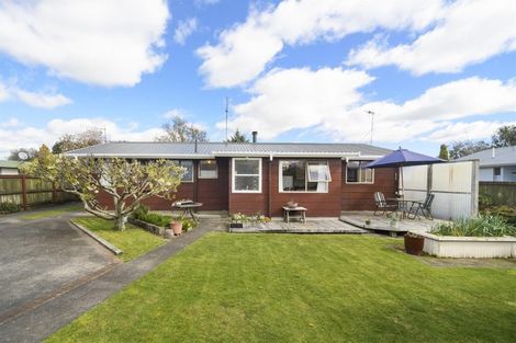 Photo of property in 4 Pain Street, Bulls, 4818