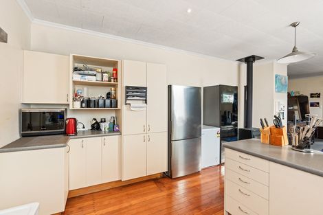 Photo of property in 7 Athol Place, Ravensbourne, Dunedin, 9022