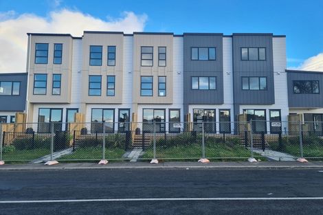 Photo of property in 3/122 Pooks Road, Ranui, Auckland, 0612