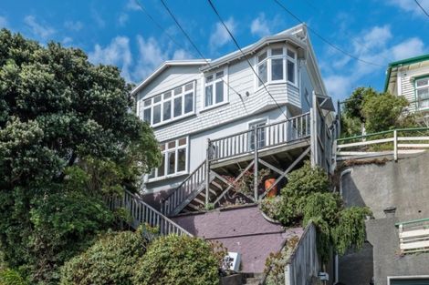 Photo of property in 6 Earls Terrace, Mount Victoria, Wellington, 6011