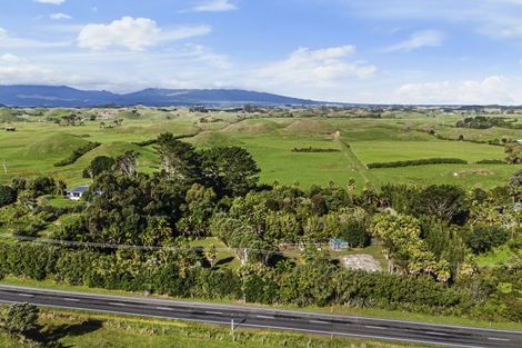 Photo of property in 6388a South Road, Pungarehu, 4685