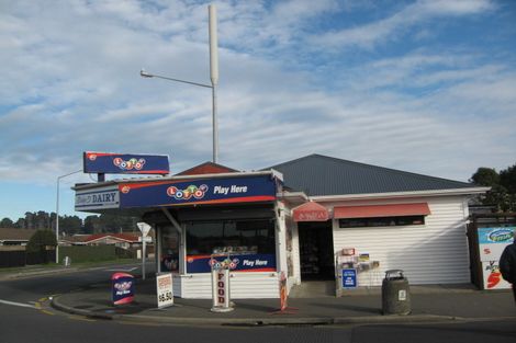 Photo of property in 86 Estuary Road, New Brighton, Christchurch, 8061