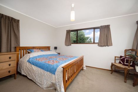 Photo of property in 10 Padfield Place, Sunnyhills, Auckland, 2010