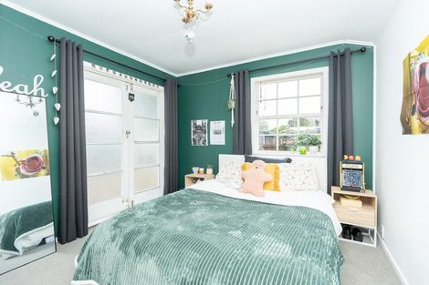 Photo of property in 9 Totara Drive, St Andrews, Hamilton, 3200