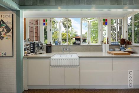 Photo of property in 218 Pomona Road, Kumeu, 0891