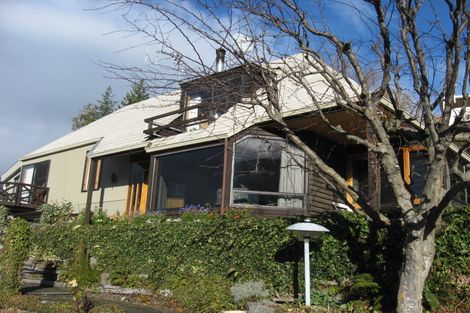 Photo of property in 10 Lordens Place, Fernhill, Queenstown, 9300