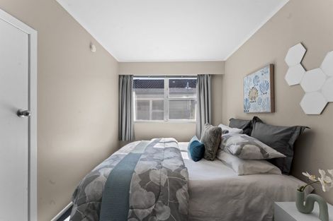 Photo of property in 9 The Anchorage, Sunnyhills, Auckland, 2010