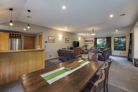 Photo of property in 5 Castalia Drive, Lake Hayes, Queenstown, 9304