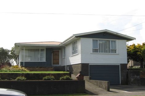 Photo of property in 8 Ranfurly Street, Waitara, 4320