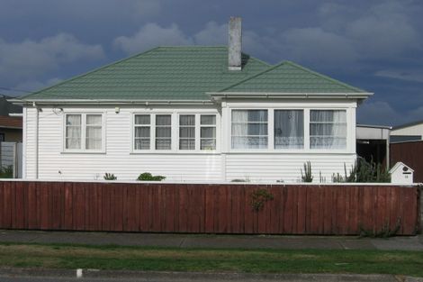 Photo of property in 11 Burcham Street, Taita, Lower Hutt, 5011