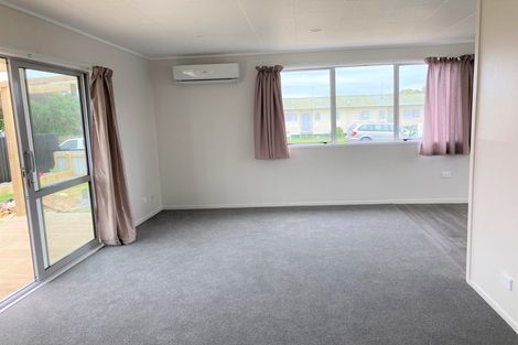 Photo of property in 61 Hume Street, Waitara, 4320