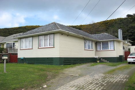 Photo of property in 179 Wellington Road, Wainuiomata, Lower Hutt, 5014