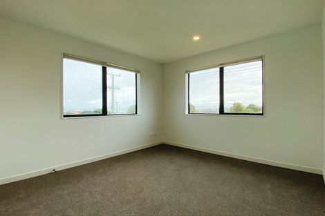 Photo of property in 104a Eversleigh Road, Belmont, Auckland, 0622