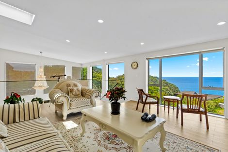 Photo of property in 126-128 Lax Crescent, Leigh, 0985