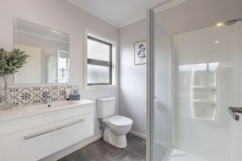 Photo of property in 23 Chestnut Close, Kelvin Grove, Palmerston North, 4414