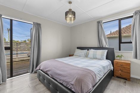 Photo of property in 21 Strange Street, Waitara, 4320