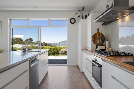 Photo of property in 48 Stewart Glen, Acacia Bay, Taupo, 3385