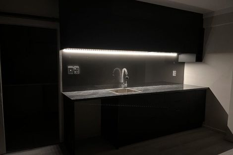 Photo of property in 1/16 Marriott Road, Pakuranga, Auckland, 2010