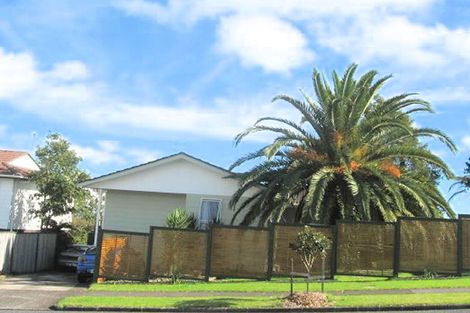 Photo of property in 127 Bradbury Road, Botany Downs, Auckland, 2010